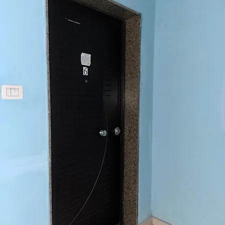 Apartment Edi's Seaside Studio,durres