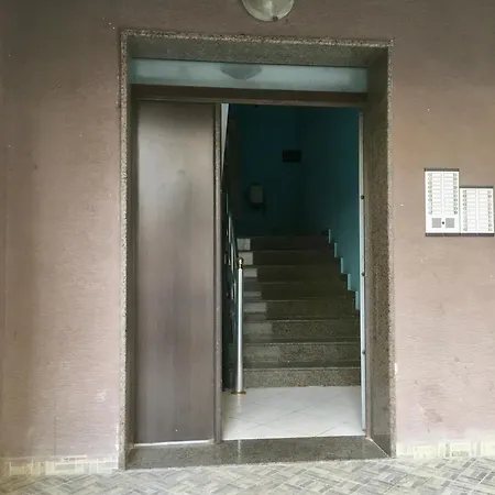 شقة Edi's Seaside Studio,durres دراس